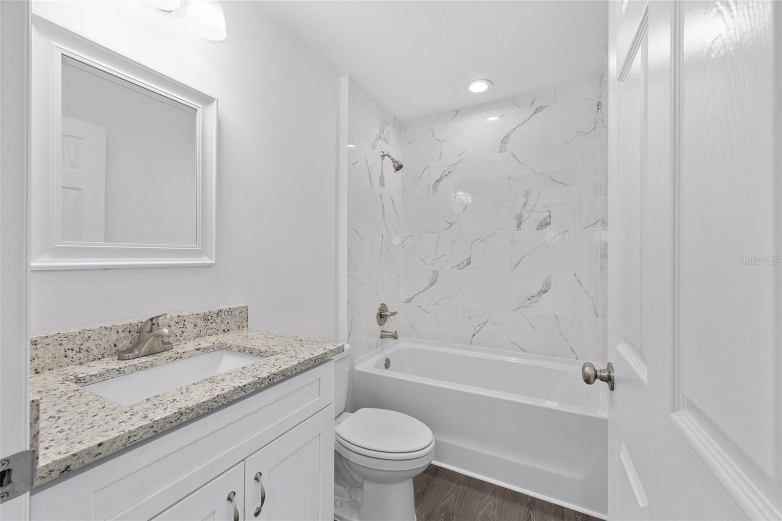 654 Ne 130th Ct Property Photo 27