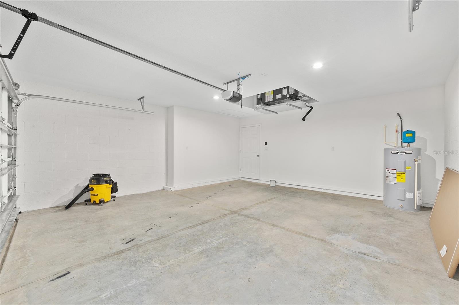 654 Ne 130th Ct Property Photo 31