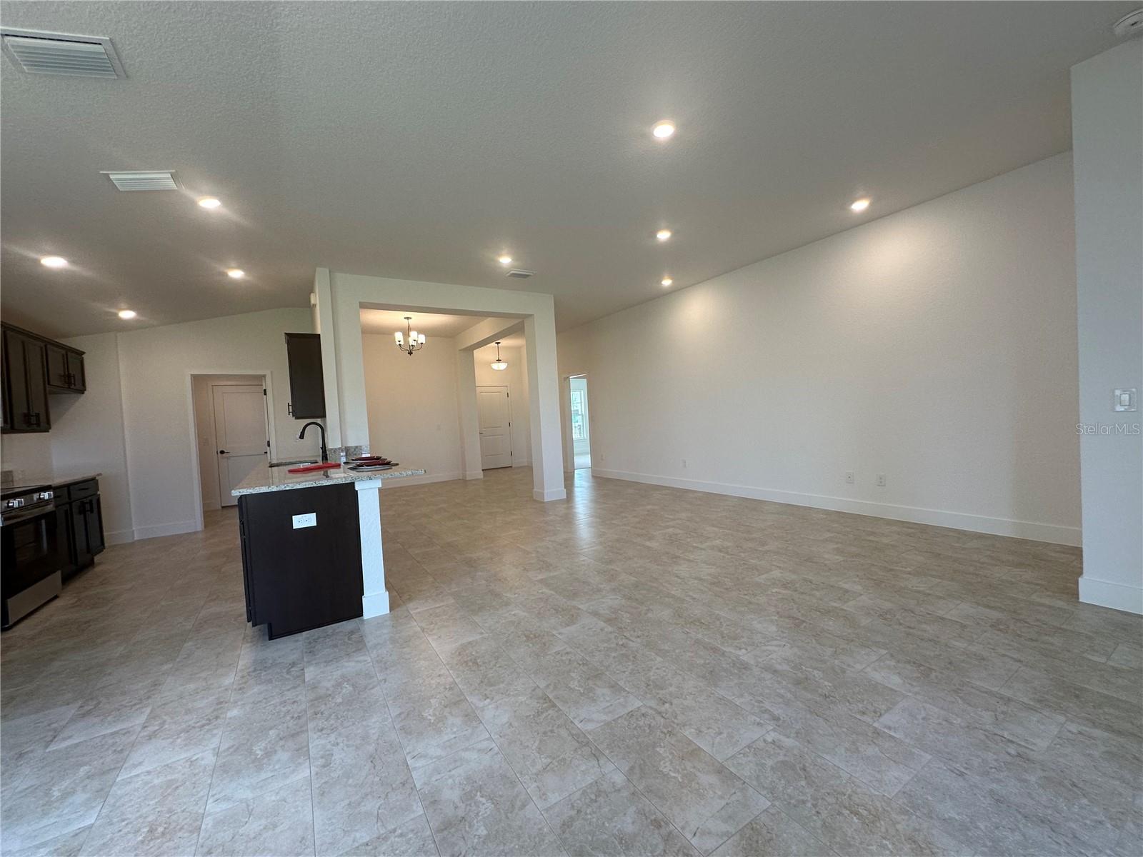 12551 Ne 48th Ter Property Photo 10