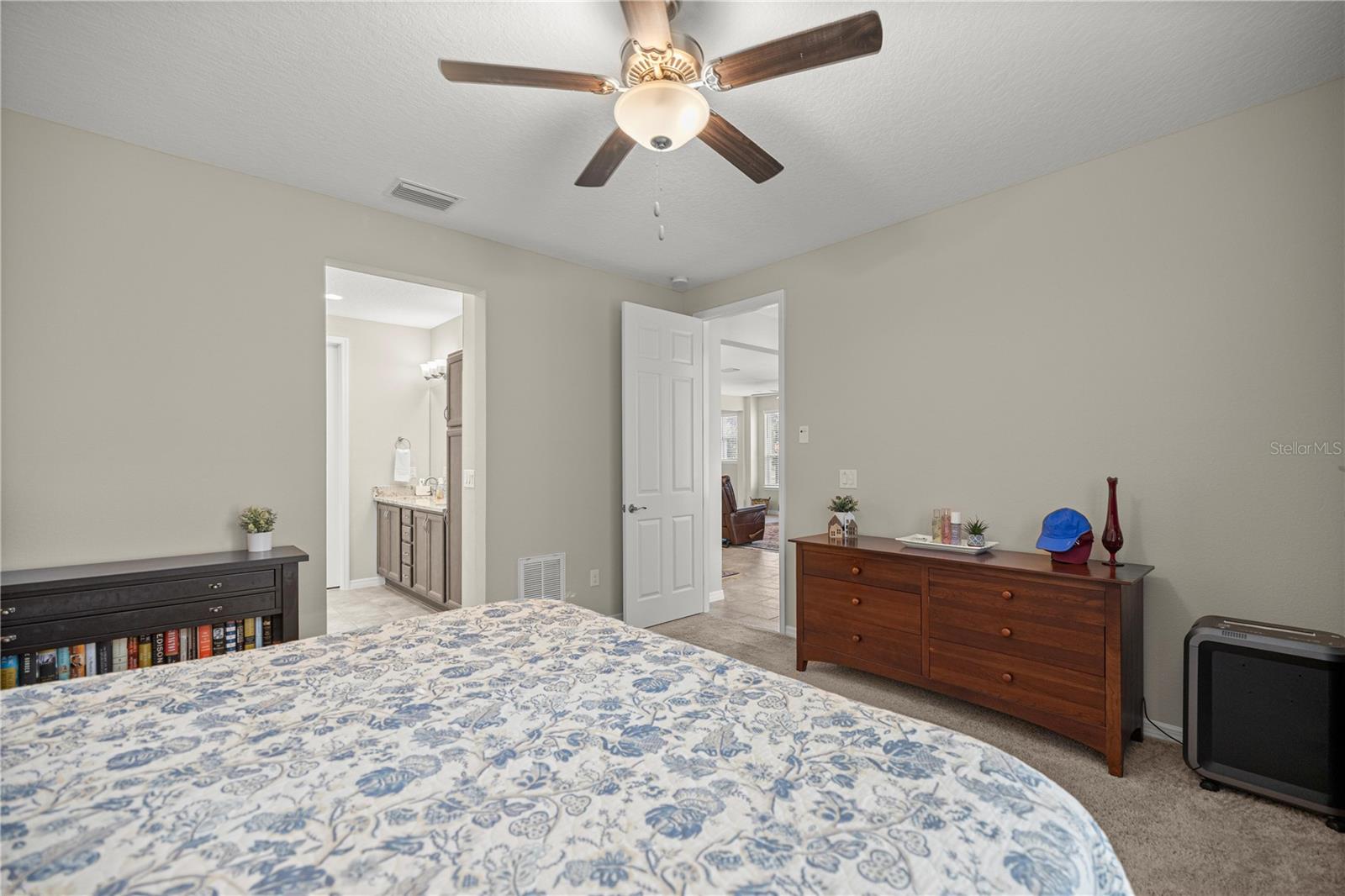 5504 Nw 40th Loop Property Photo 15