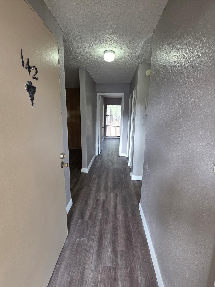 2811 Sw Archer Rd #r142 Property Photo 2