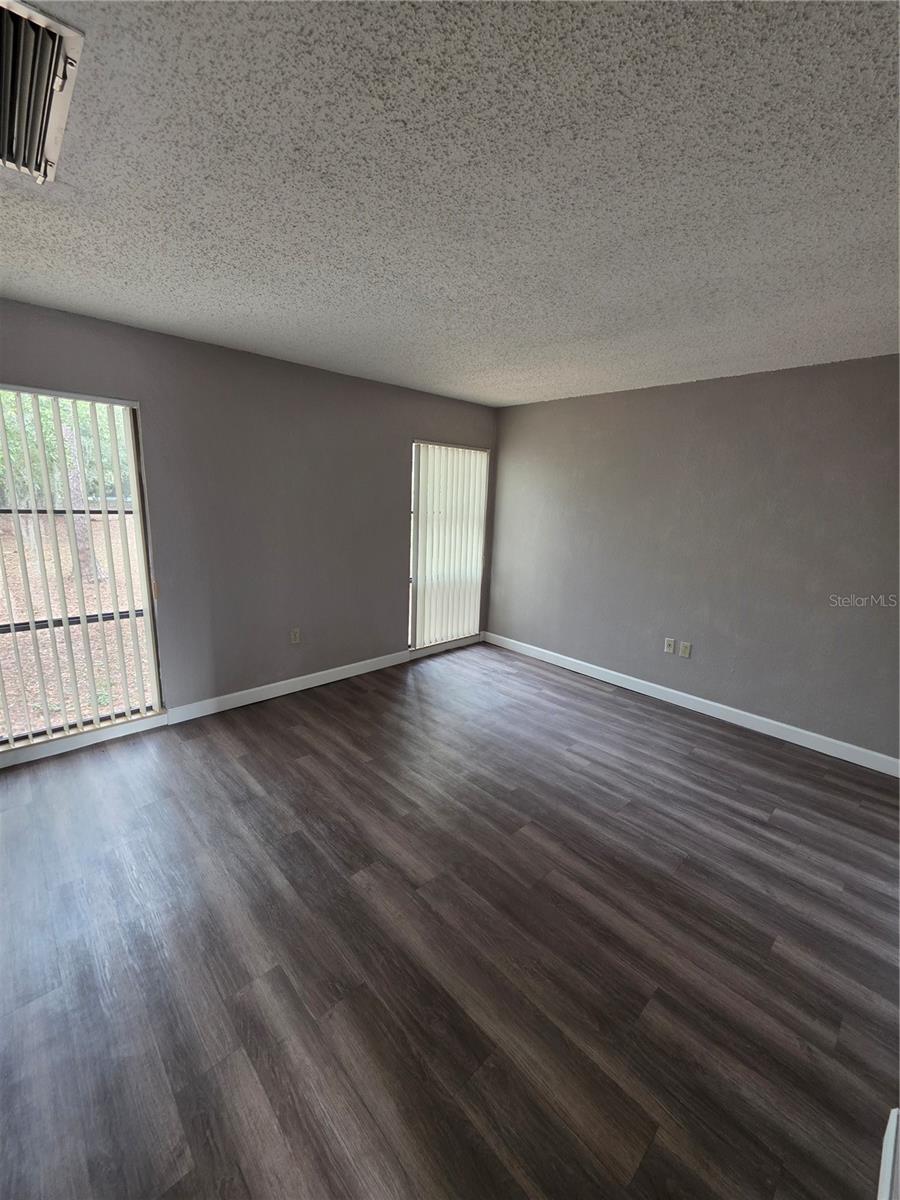 2811 Sw Archer Rd #r142 Property Photo 8