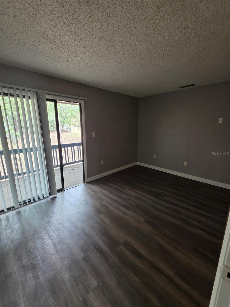 2811 Sw Archer Rd #r142 Property Photo 17