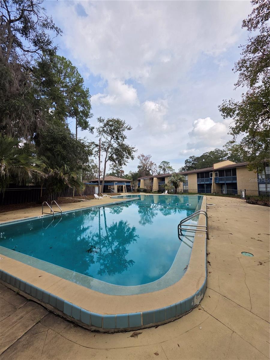 2811 Sw Archer Rd #r142 Property Photo 30