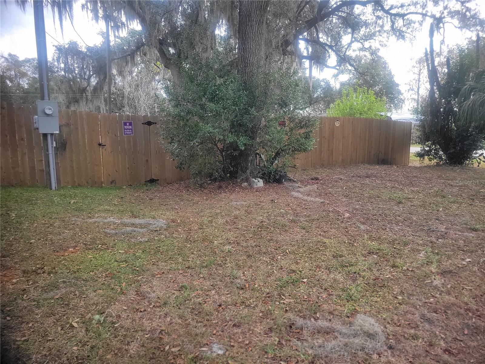 2829 N Lakefront Dr Property Photo 17