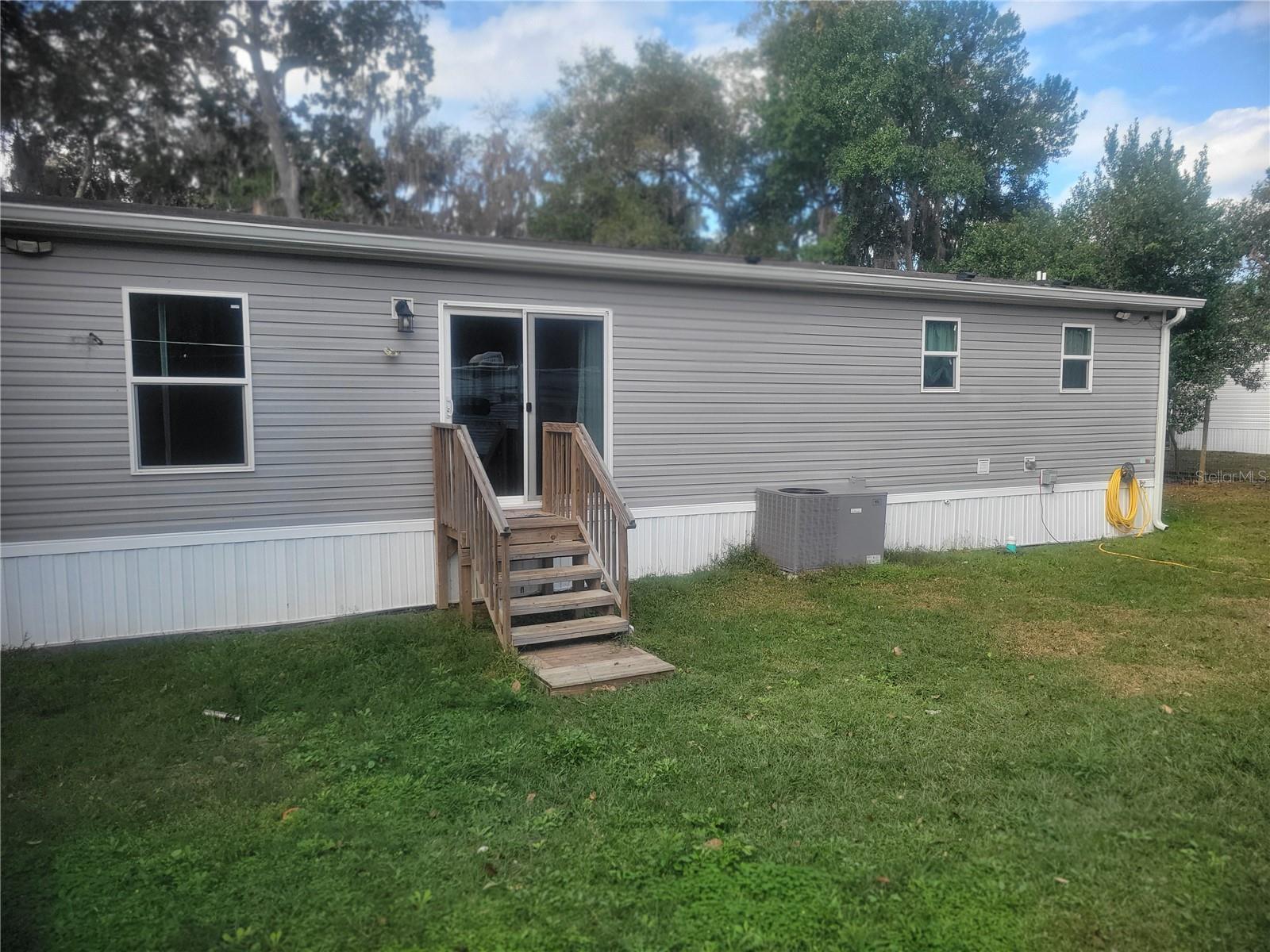 2829 N Lakefront Dr Property Photo 18