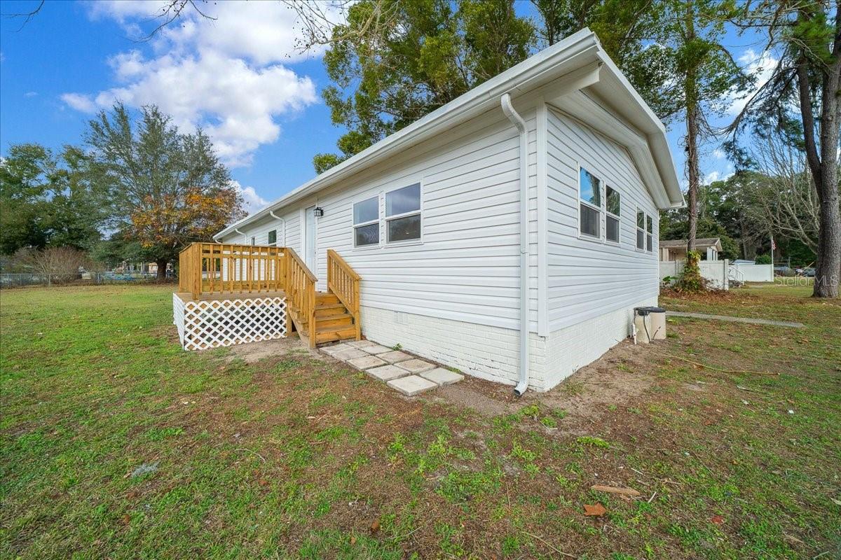 13219 32nd Ct Property Photo 4