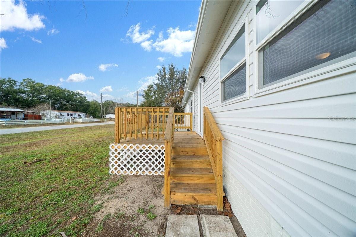 13219 32nd Ct Property Photo 5