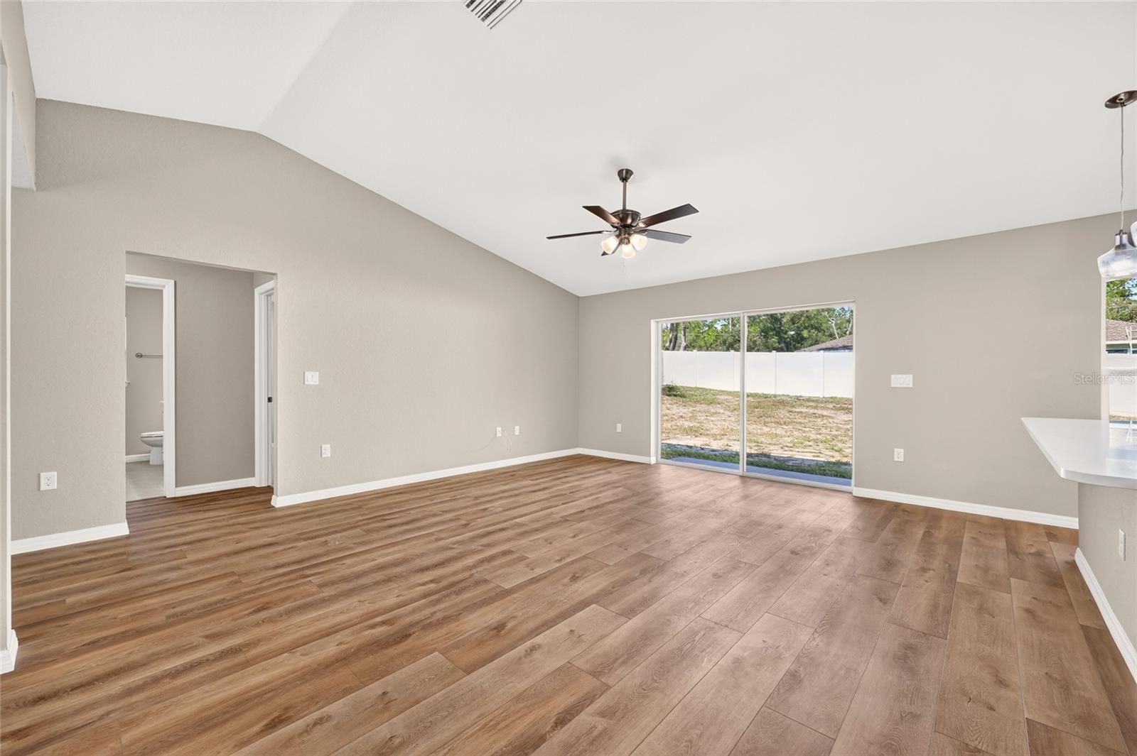 5982 N Matheson Dr Property Photo 10