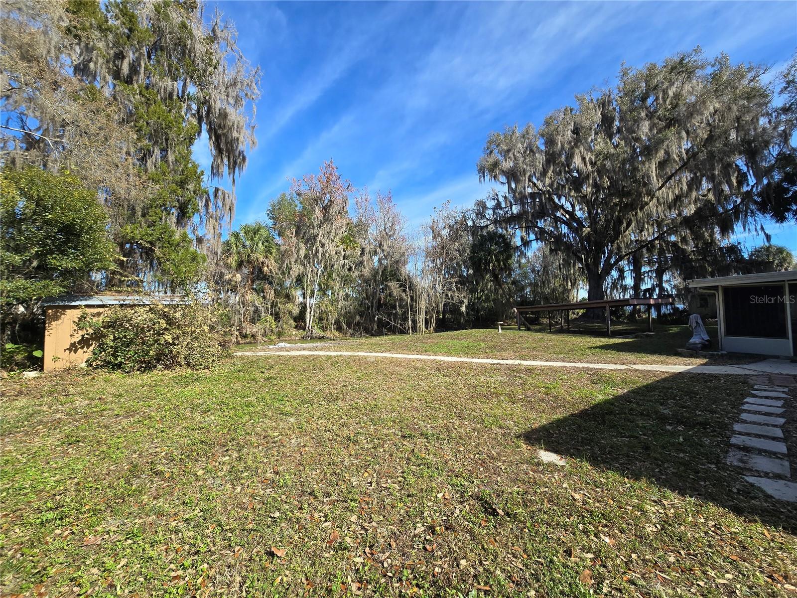 2346 Cr 401 Property Photo 3