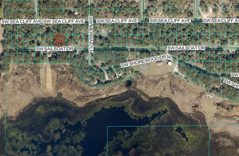 Sw Sailboat Dr Property Photo 3