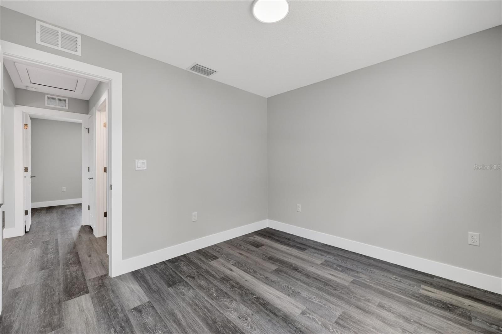 24035 Nw Amberjack Ave Property Photo 32