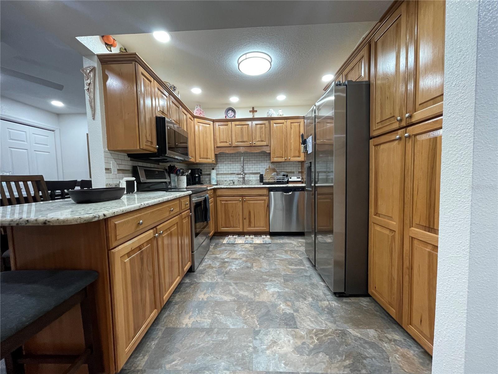 515 Midway Dr #a Property Photo 10