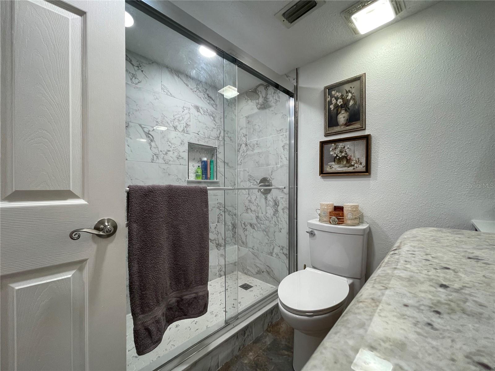 515 Midway Dr #a Property Photo 27