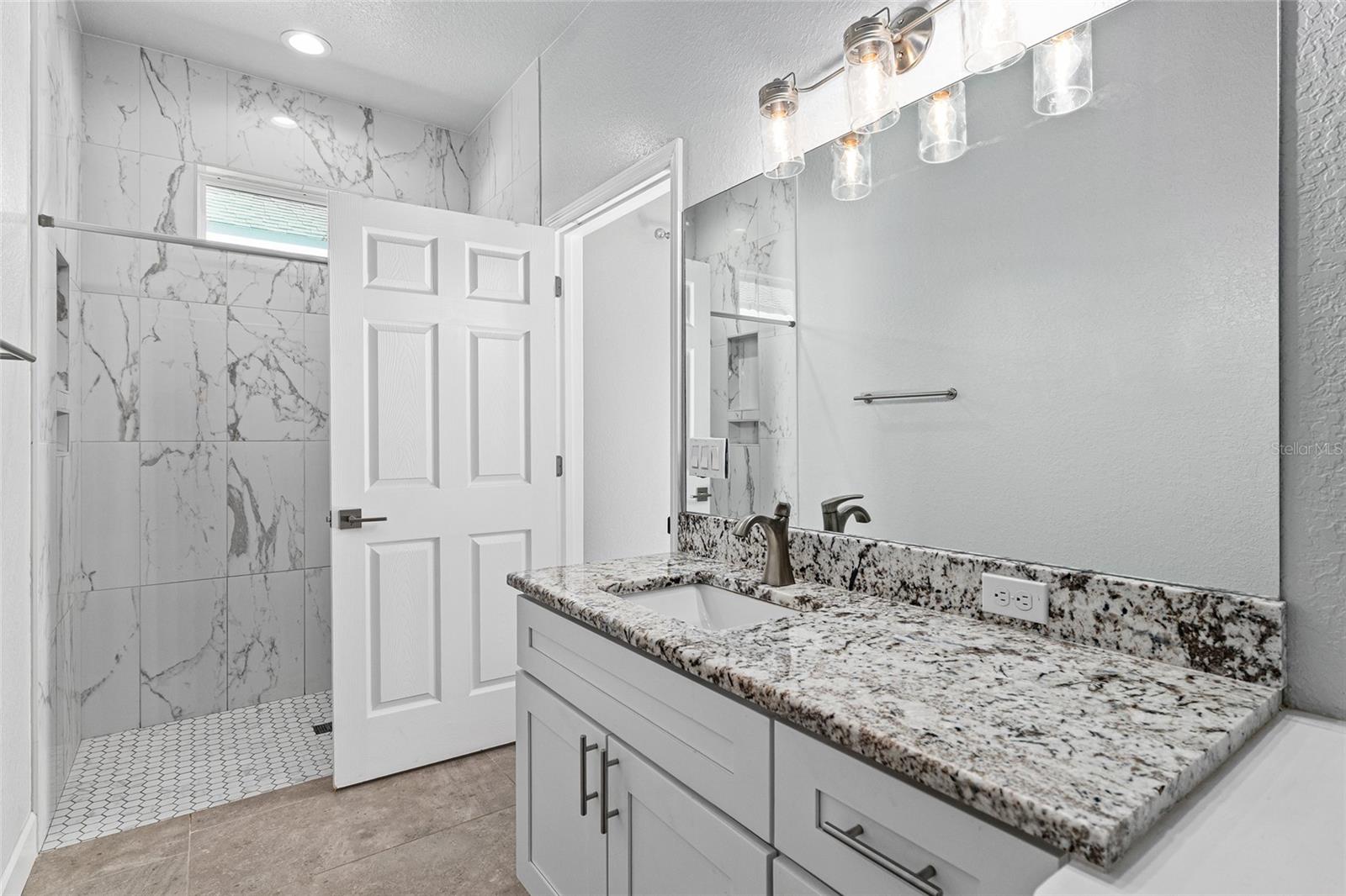 4765 Se 25th Loop Property Photo 33