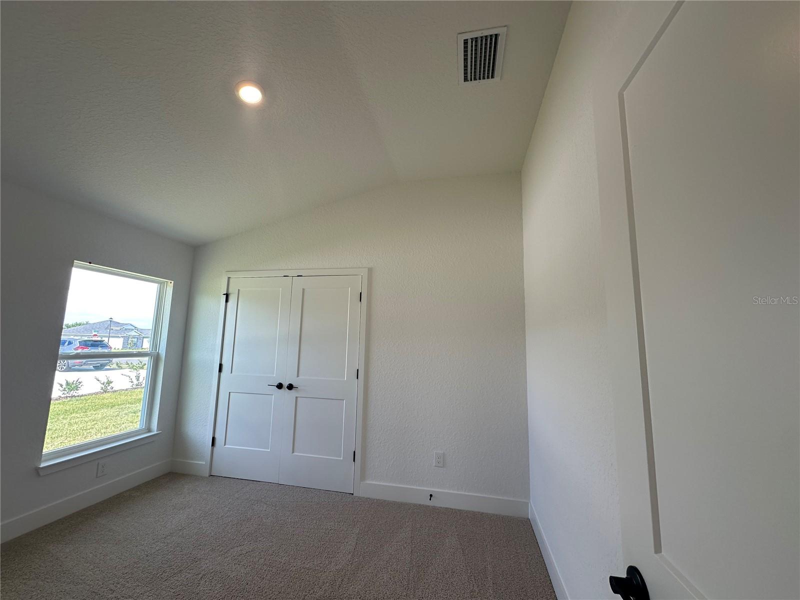 12606 Ne 48th St Property Photo 14