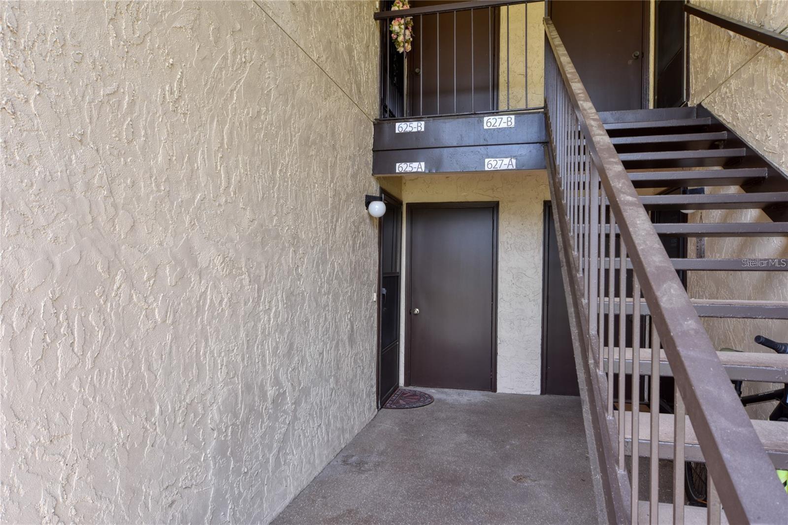 625 Midway Dr #a Property Photo 2