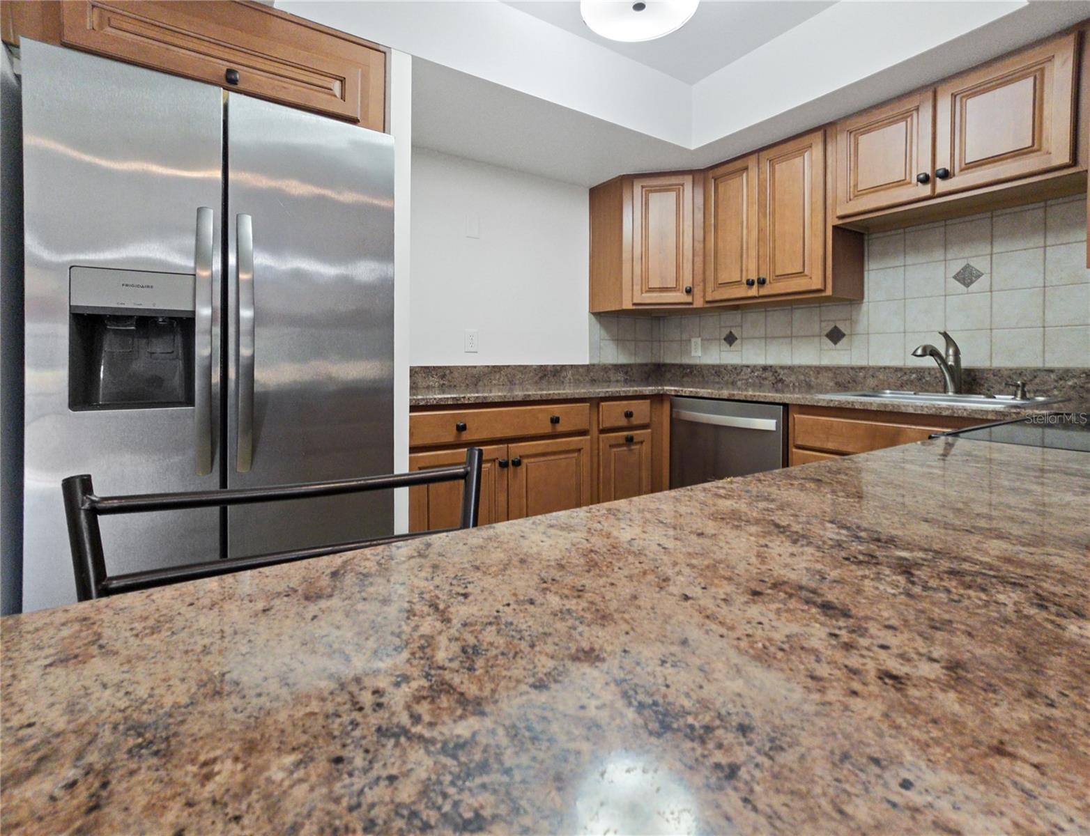 680 Midway Dr #a Property Photo 10