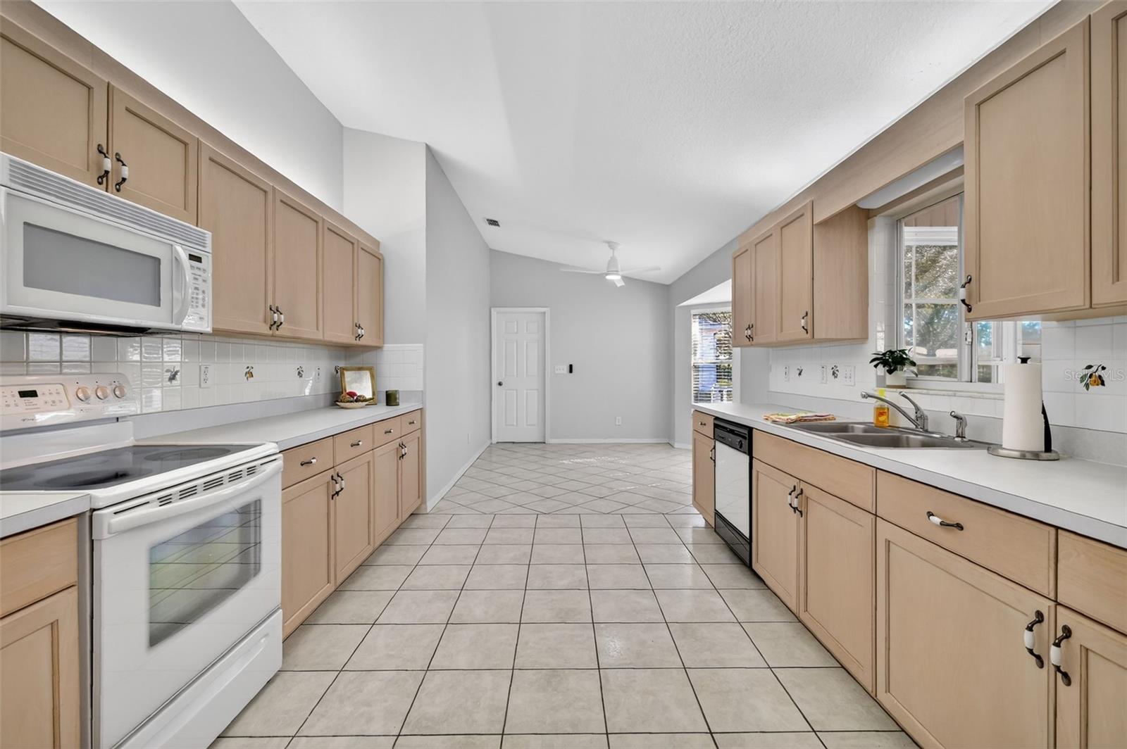 9050 Se 135th Loop Property Photo 14