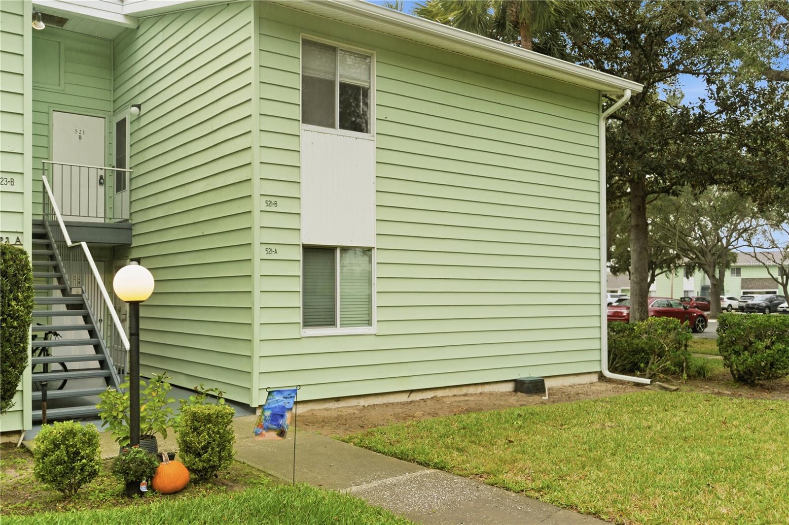 521 Midway Dr #b Property Photo 3