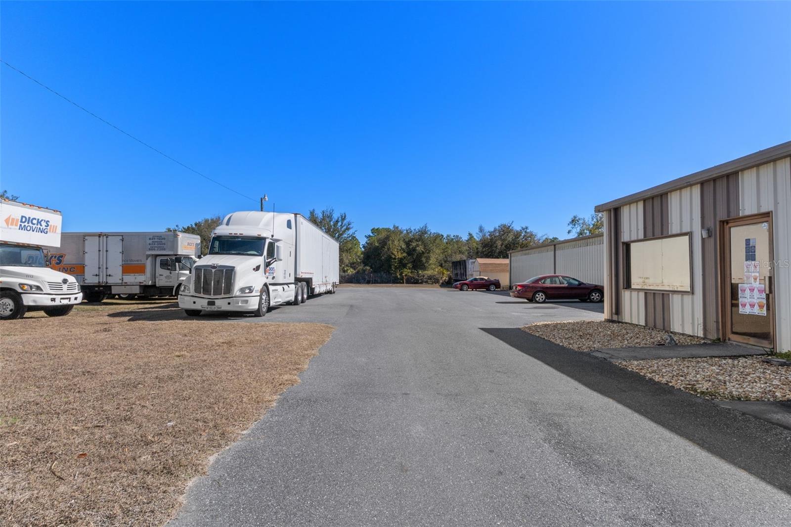 6331 & 6275 S Tex Pt Property Photo 4