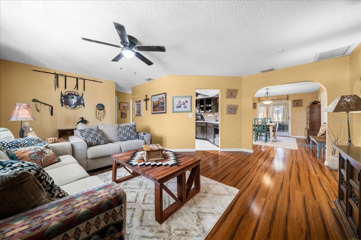 10821 Sw 87th Ter Property Photo 8