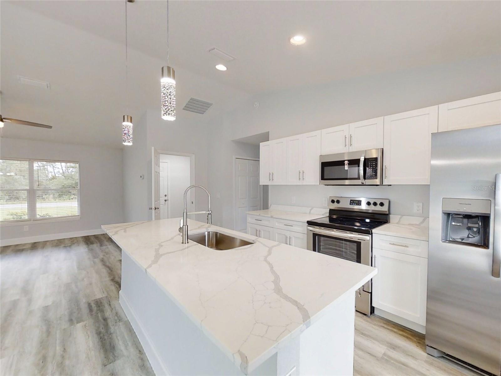 3022 Sw 168th Loop Property Photo 2