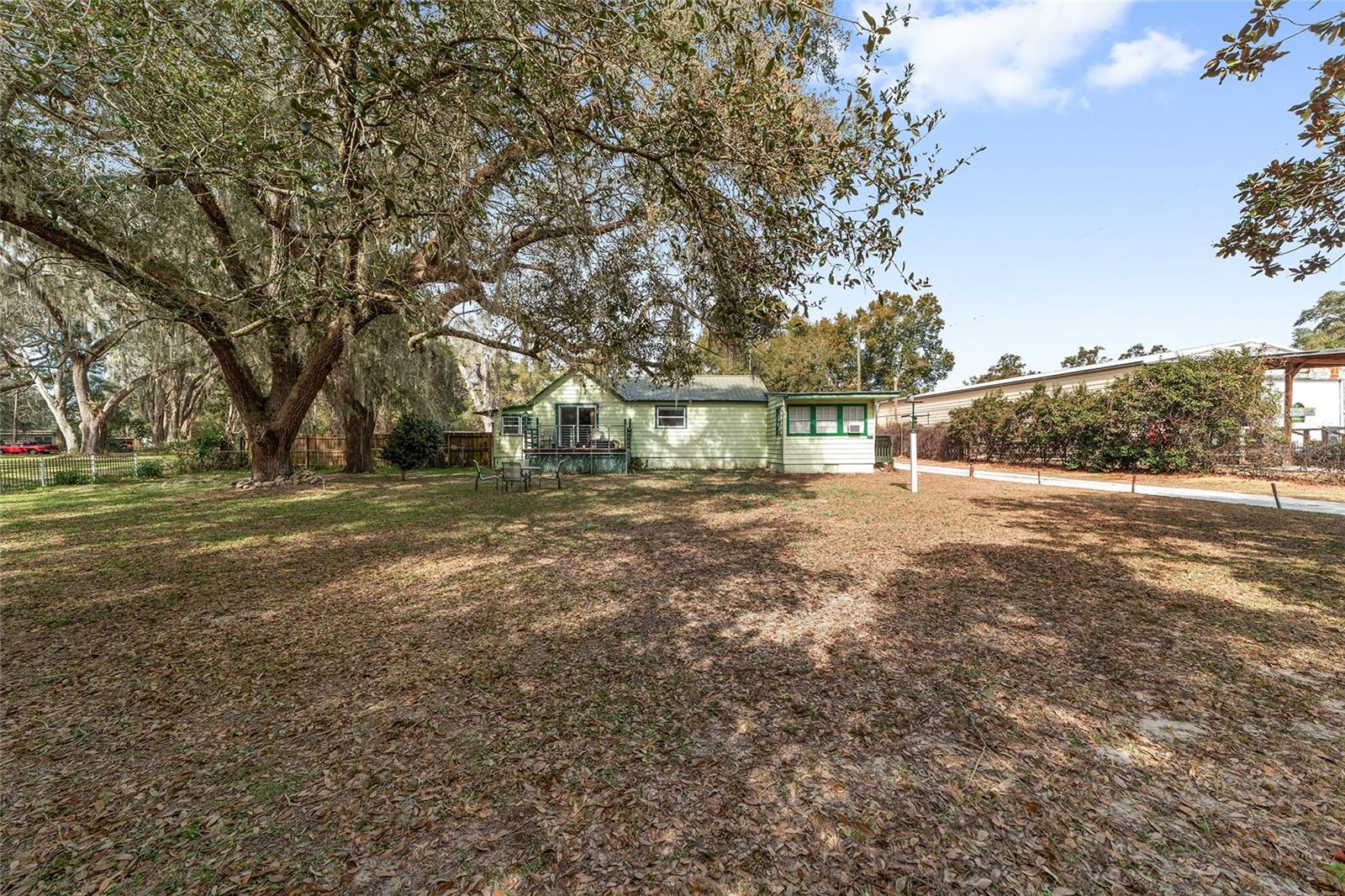 7075 Se Highway 25a Property Photo 1