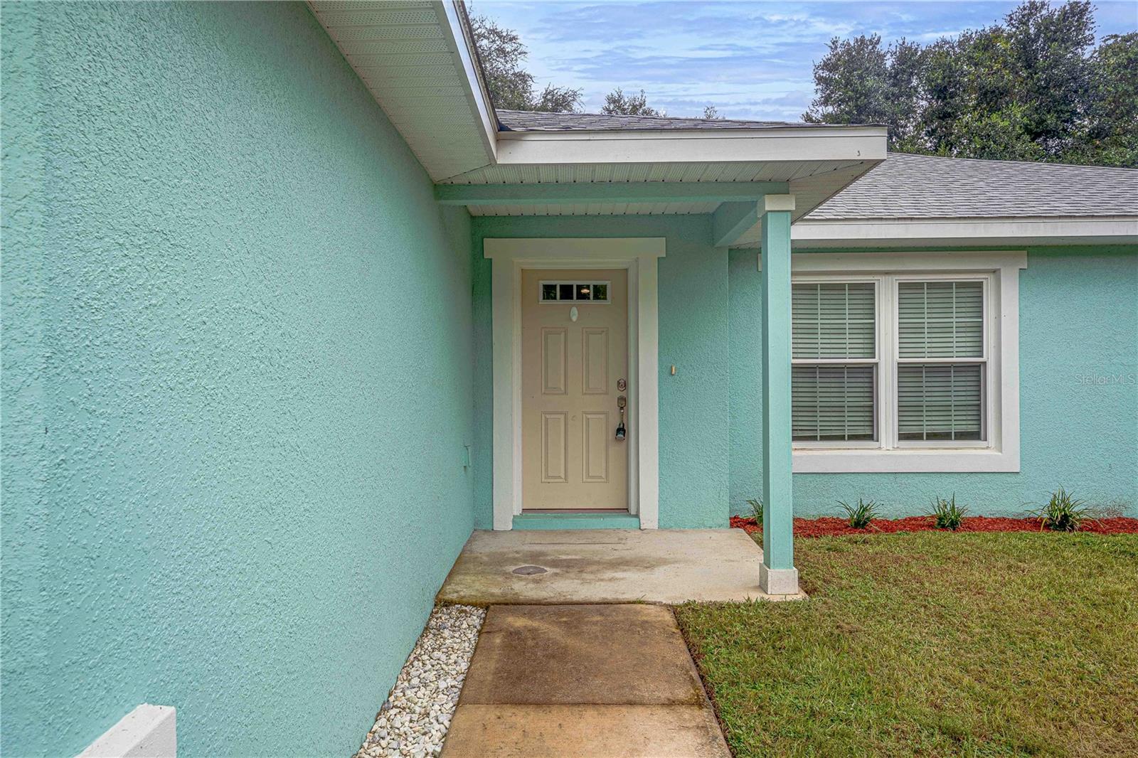 7752 N Walton Ter Property Photo 3
