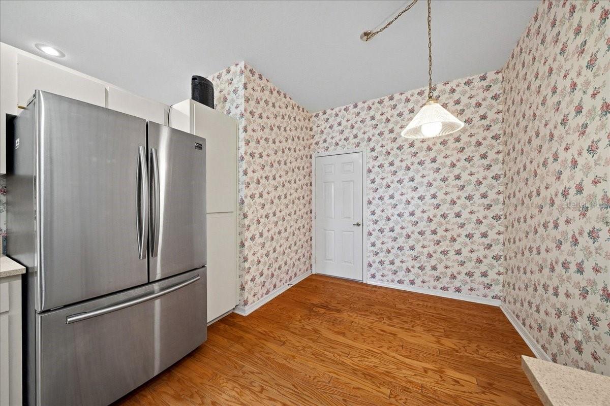 6818 E Queensbury Ln Property Photo 11