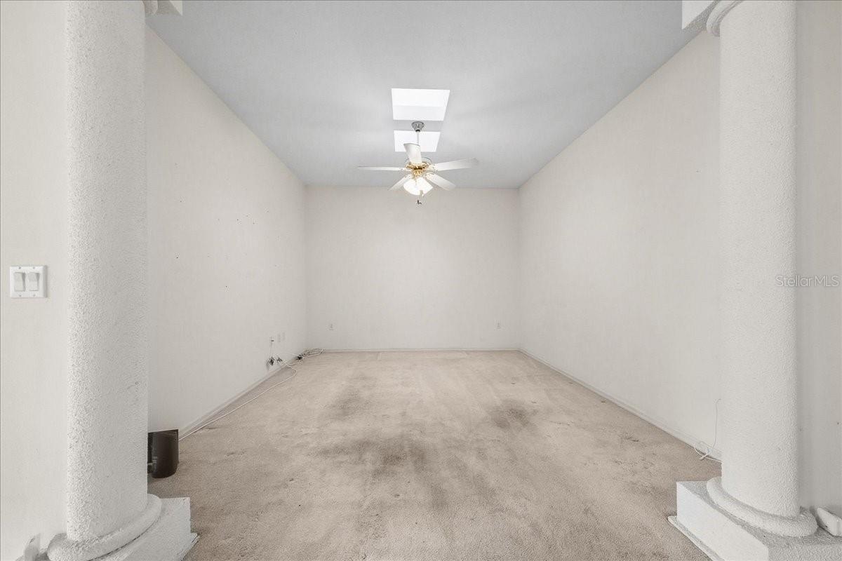 6818 E Queensbury Ln Property Photo 21