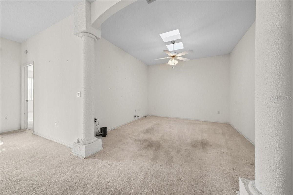 6818 E Queensbury Ln Property Photo 22