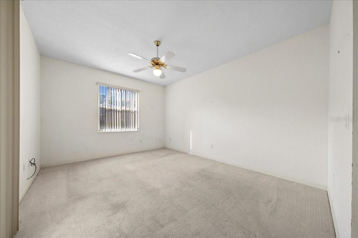 6818 E Queensbury Ln Property Photo 26