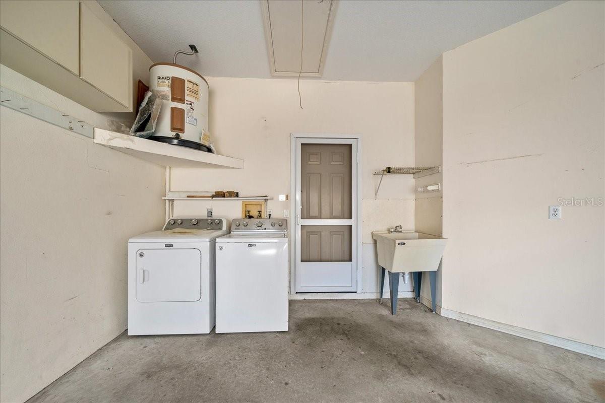 6818 E Queensbury Ln Property Photo 34