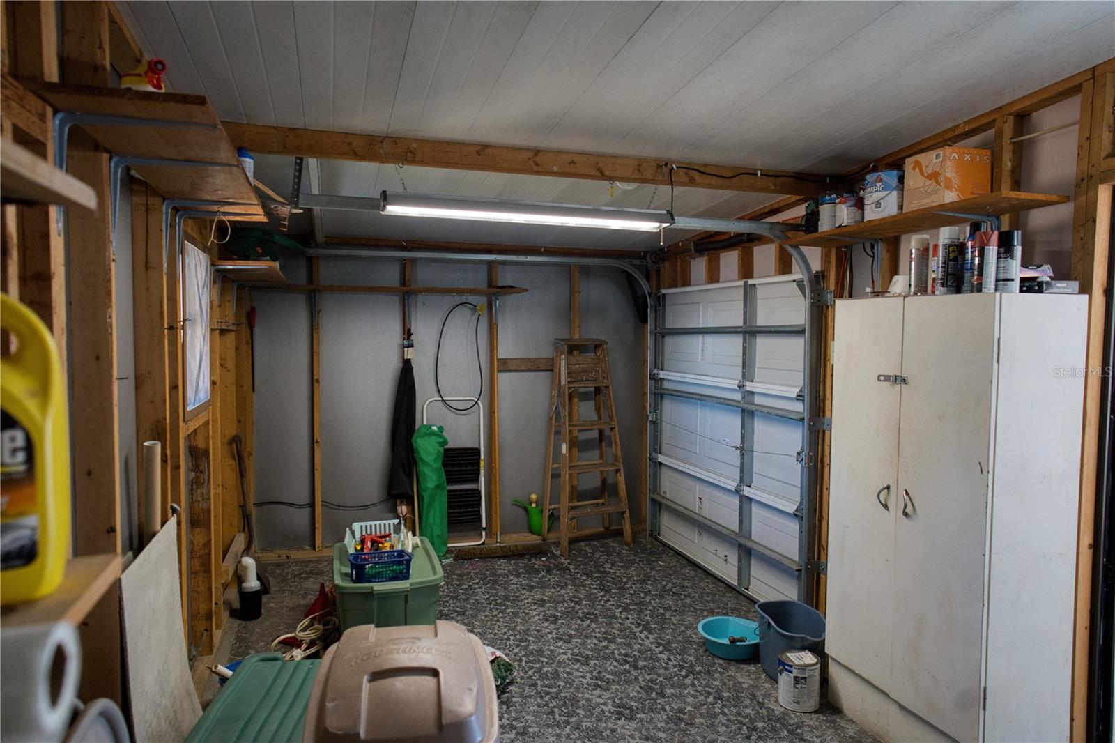 1863 W Schwartz Blvd Property Photo 6