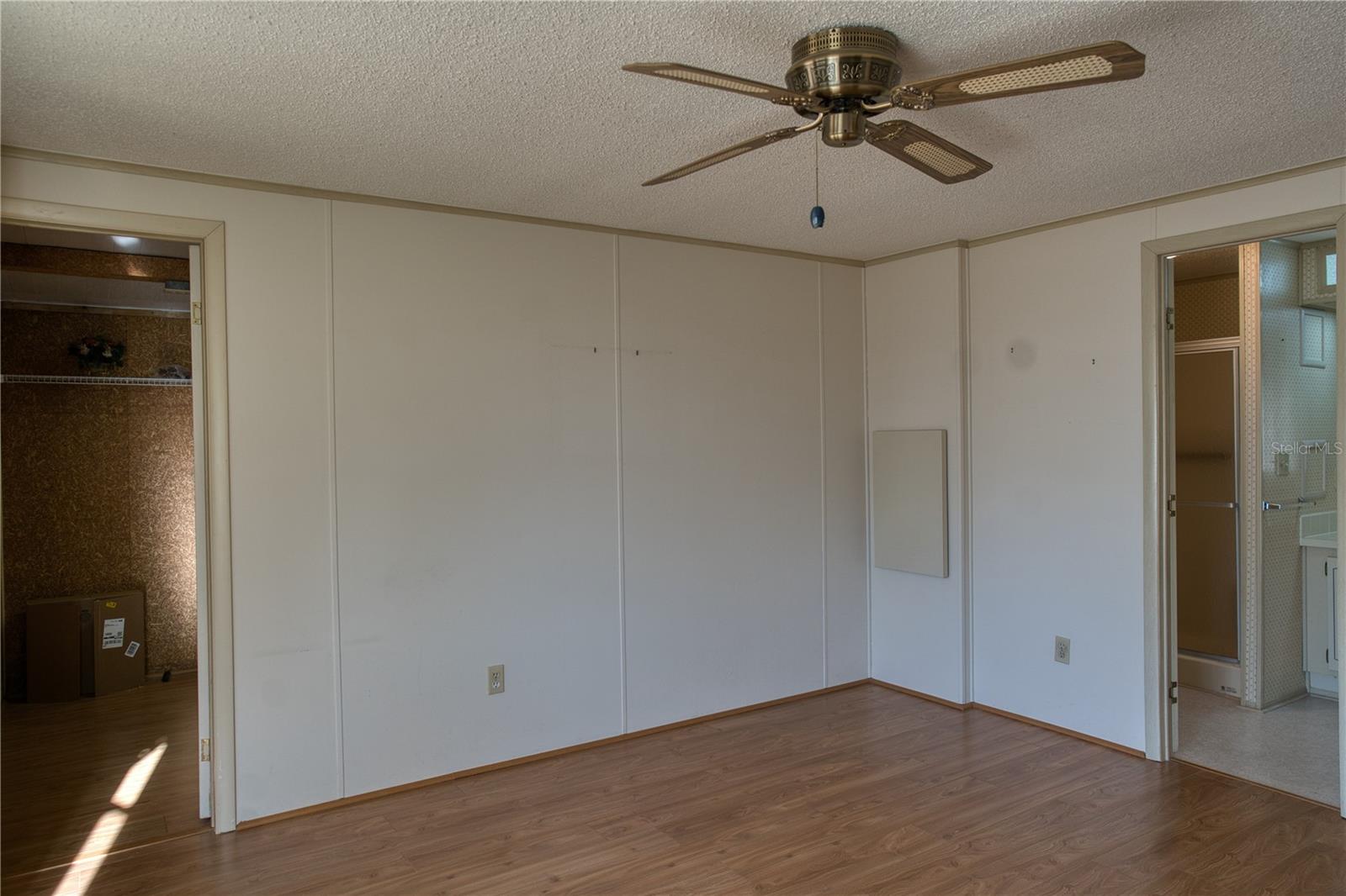 1863 W Schwartz Blvd Property Photo 20