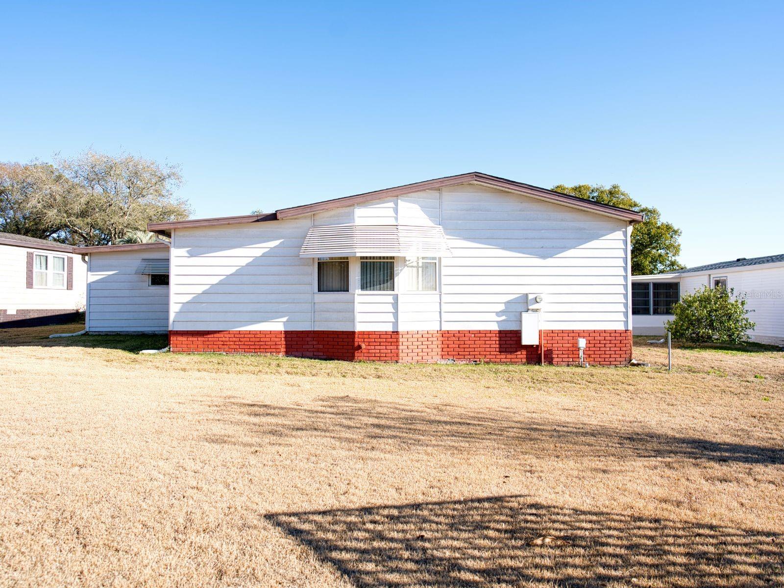 1863 W Schwartz Blvd Property Photo 22