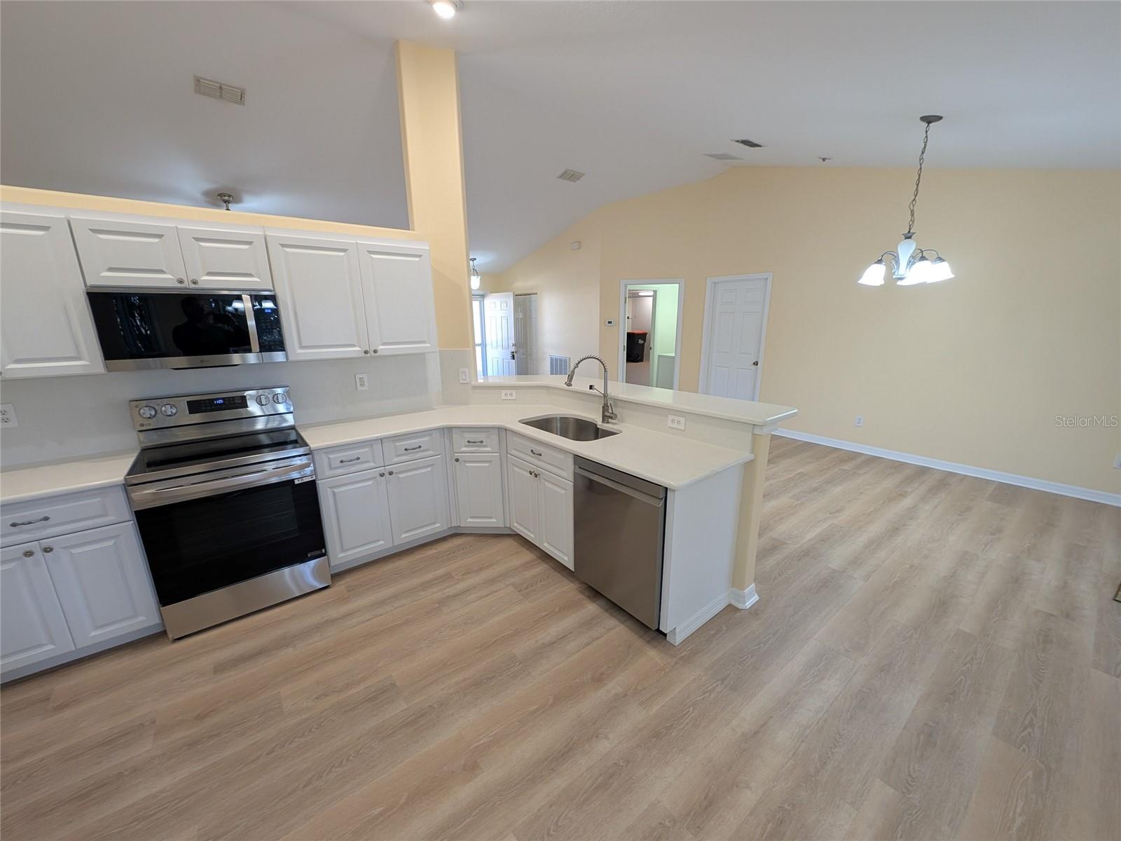 9573 Sw 53rd Cir Property Photo 32