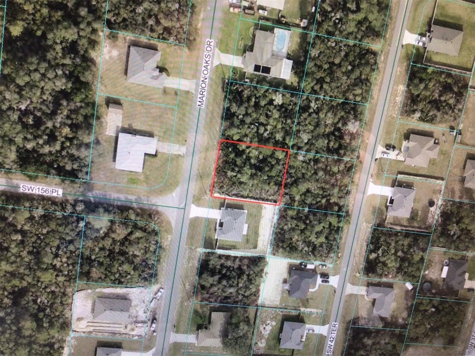 Marion Oaks Dr Property Photo 2