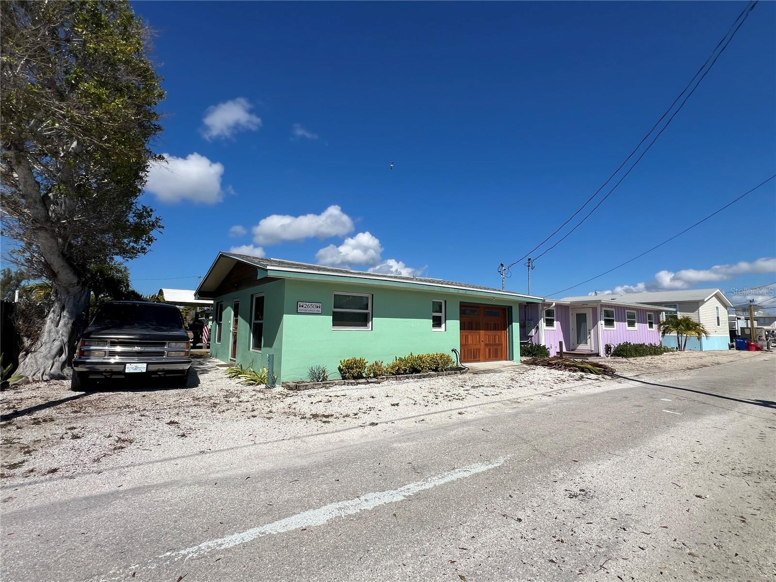 2650 Coco Plum Dr Property Photo 4