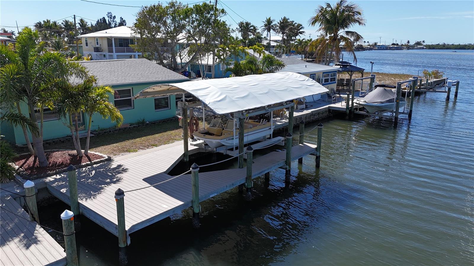 2650 Coco Plum Dr Property Photo 8