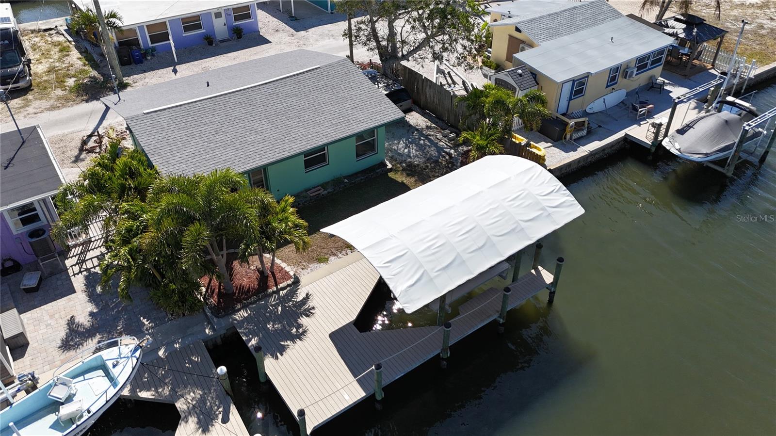 2650 Coco Plum Dr Property Photo 9