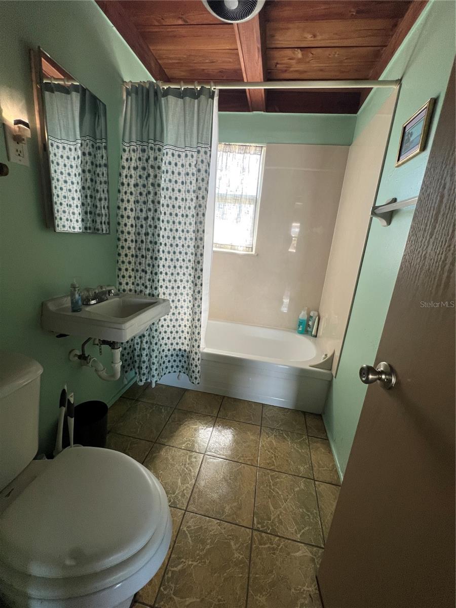 2650 Coco Plum Dr Property Photo 18