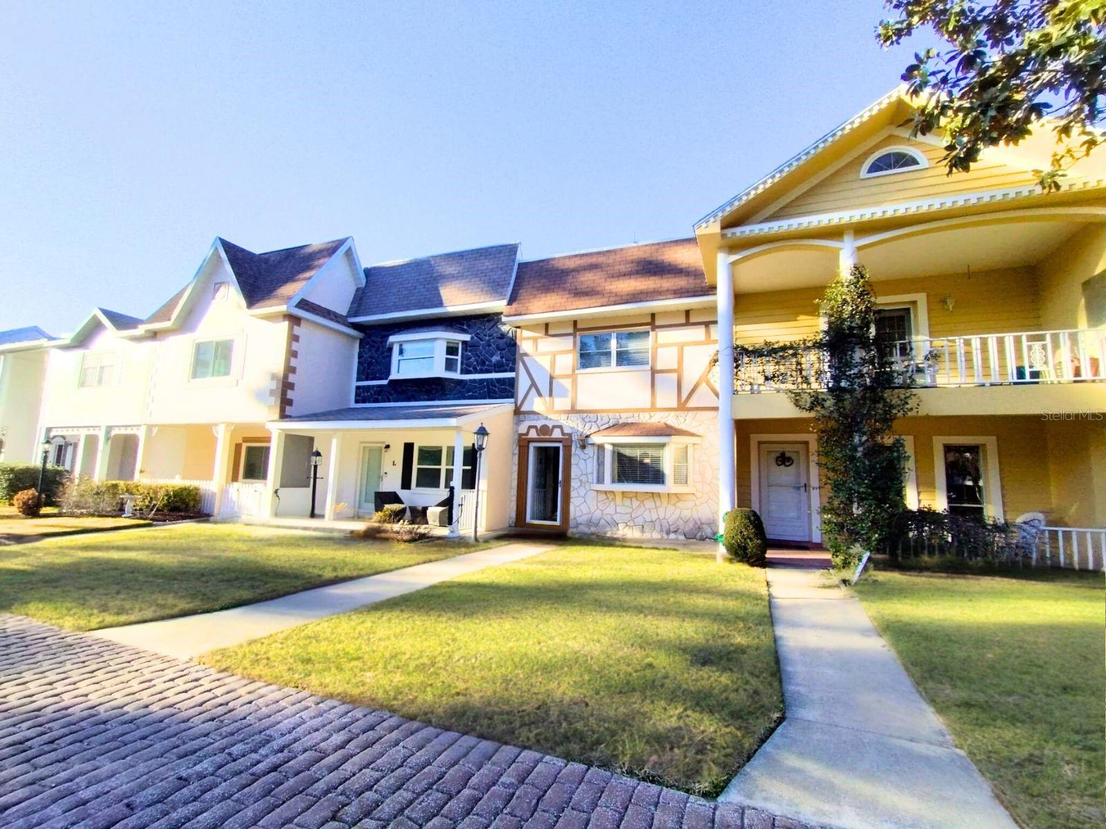 8830 Sw 98 Pl #m Property Photo 3
