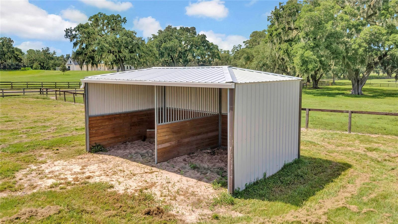 12000 S Highway 475 Property Photo 5