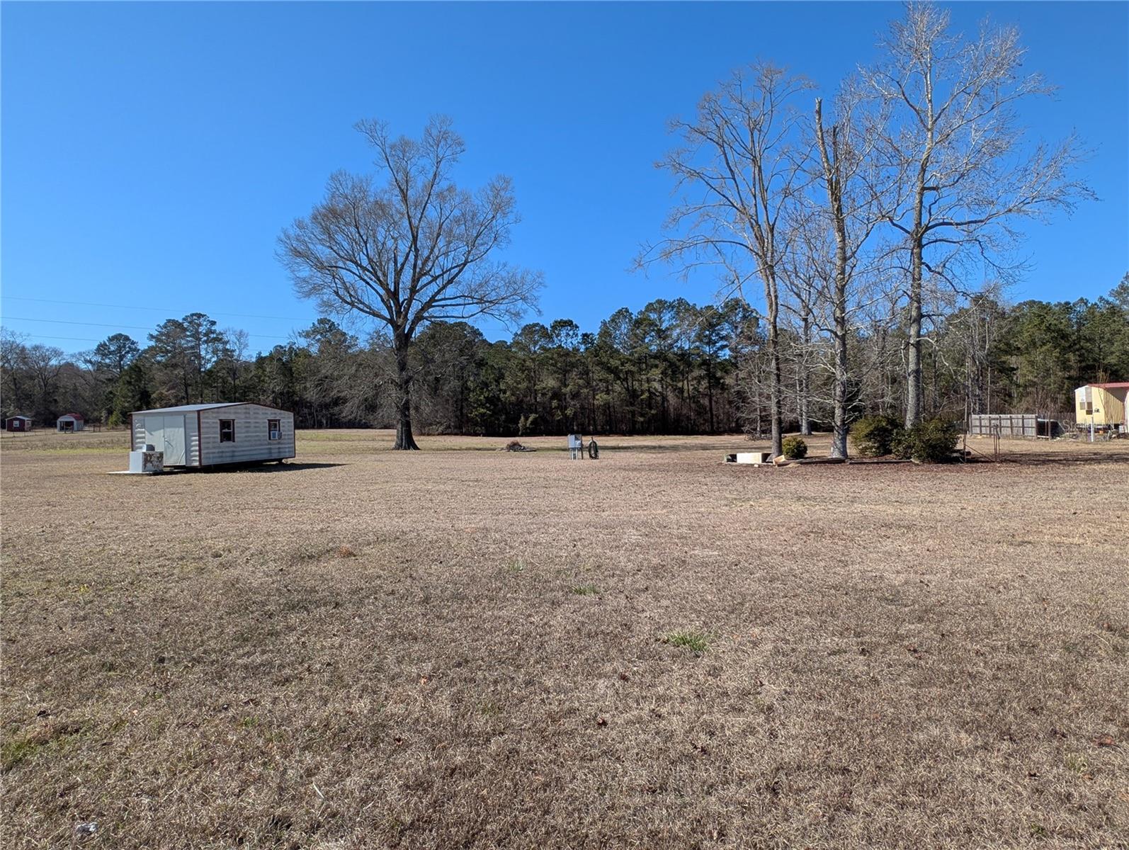 4052 Us 431 Property Photo 3