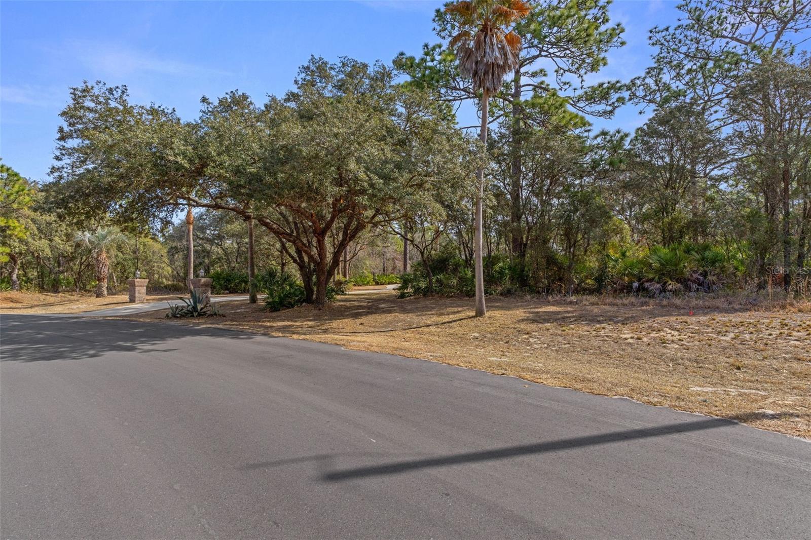 4976 W Yearling Dr Property Photo 1