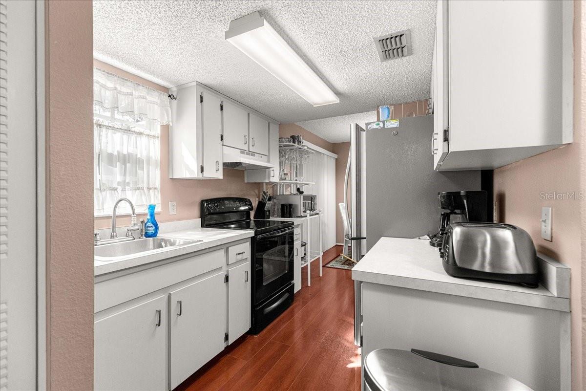 7885 Midway Drive Ter #e101 Property Photo 10