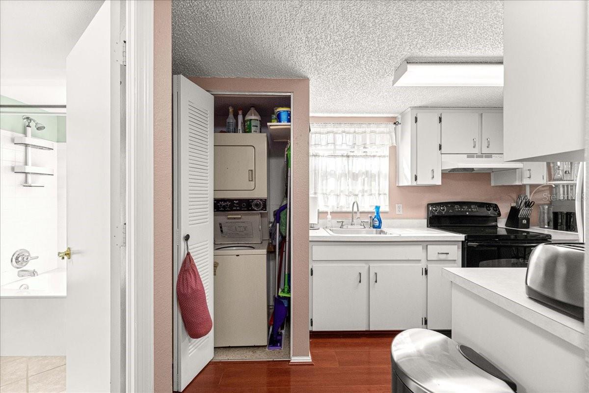 7885 Midway Drive Ter #e101 Property Photo 12