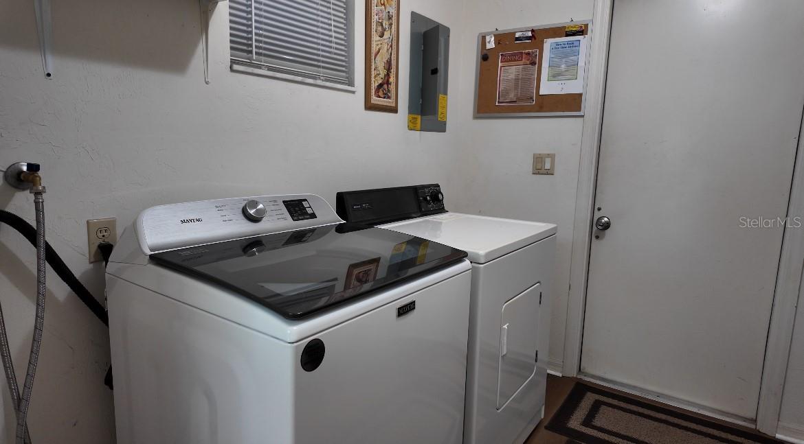 810 E Gilchrist Ct #3b Property Photo 9